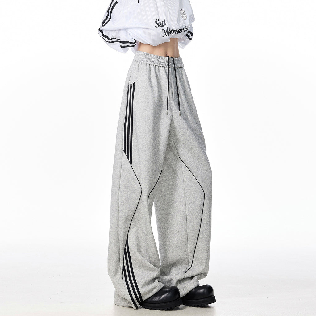 Retro three bar straight leg sweatpants for men in spring and autumn